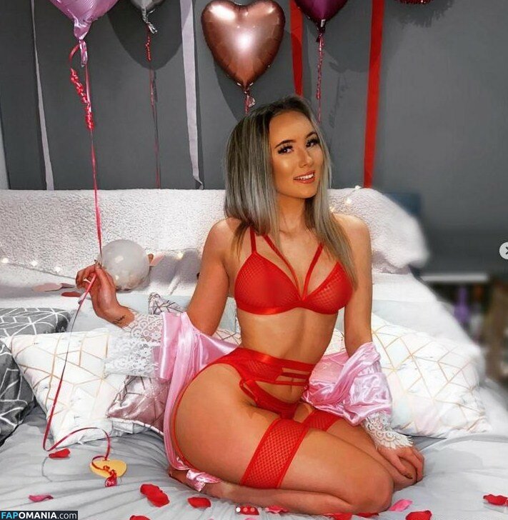 Rachel Mucha / petitebae_x / rachmucha Nude OnlyFans  Leaked Photo #49