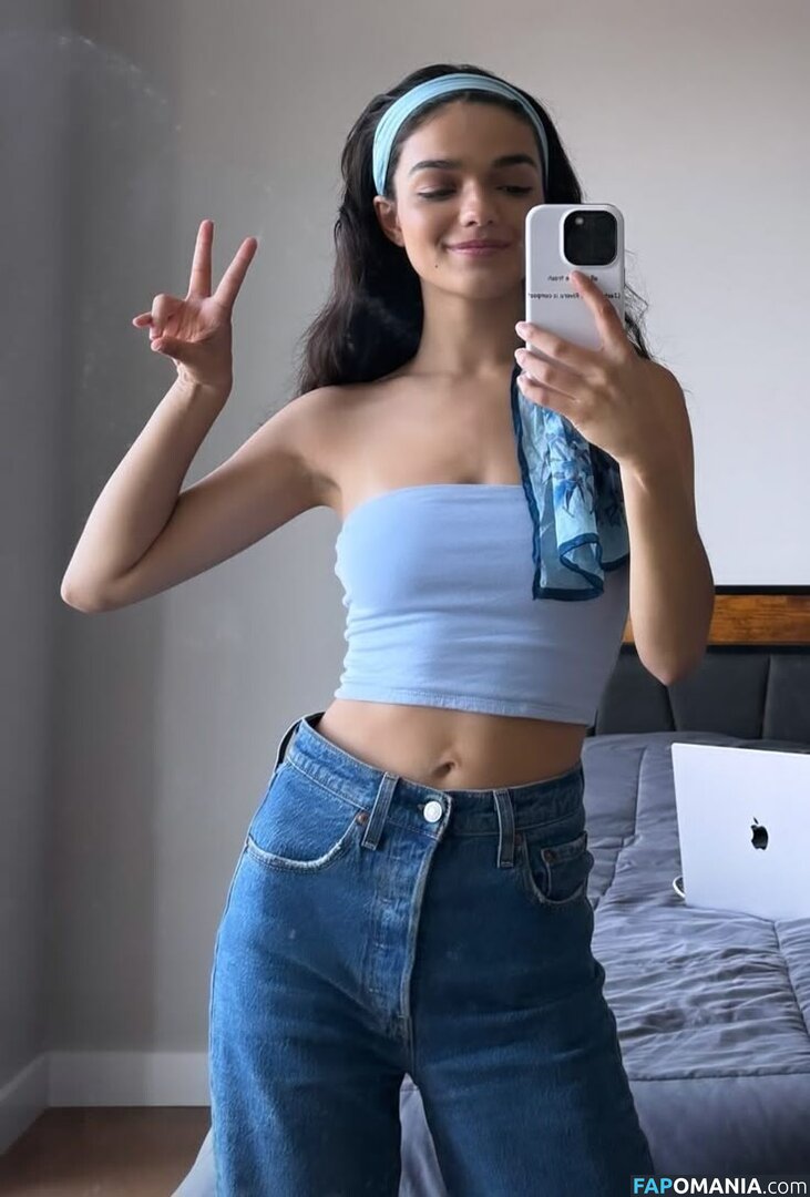 Rachel Zegler / rachelzegler / rachmariexoxo Nude OnlyFans  Leaked Photo #865