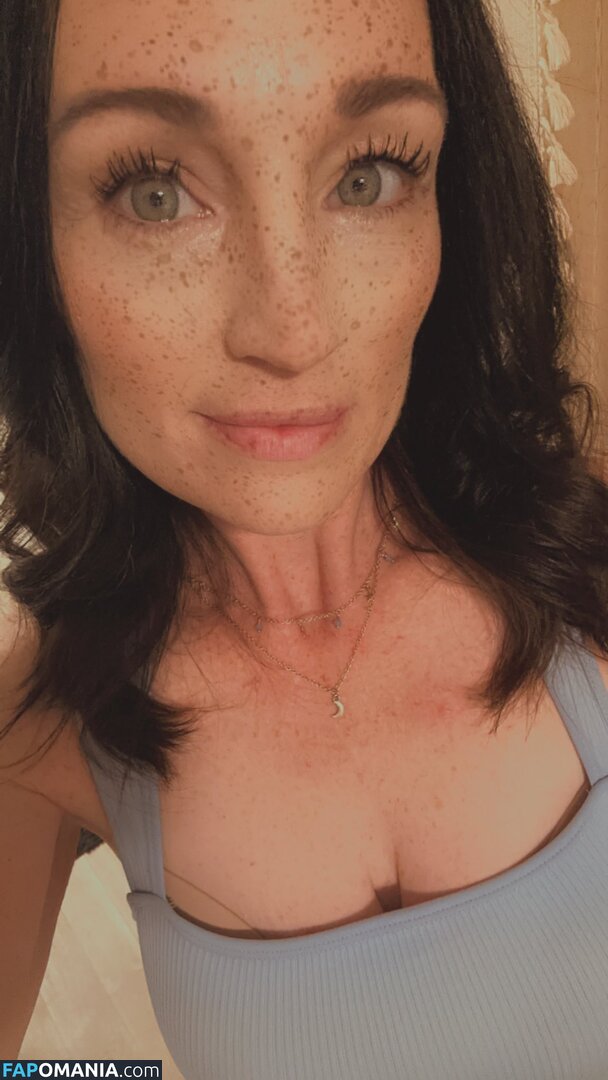 Rachel / lioness.in.the.rain / miss_in_tights / missintights / missinwolford Nude OnlyFans  Leaked Photo #94