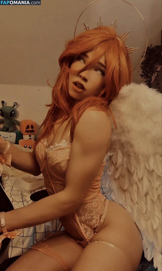 Rainsonline / rains.online / sophieraiin Nude OnlyFans  Leaked Photo #2