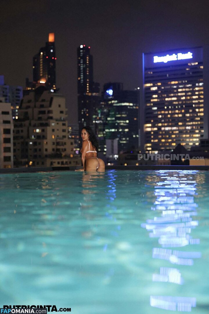 Raysi G / raysileeum / raysileeum_asianthai Nude OnlyFans  Leaked Photo #22