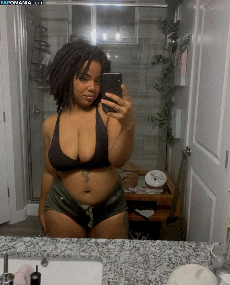 RealAfroEnergy / theearthskeeper / thesacredflower Nude OnlyFans  Leaked Photo #1