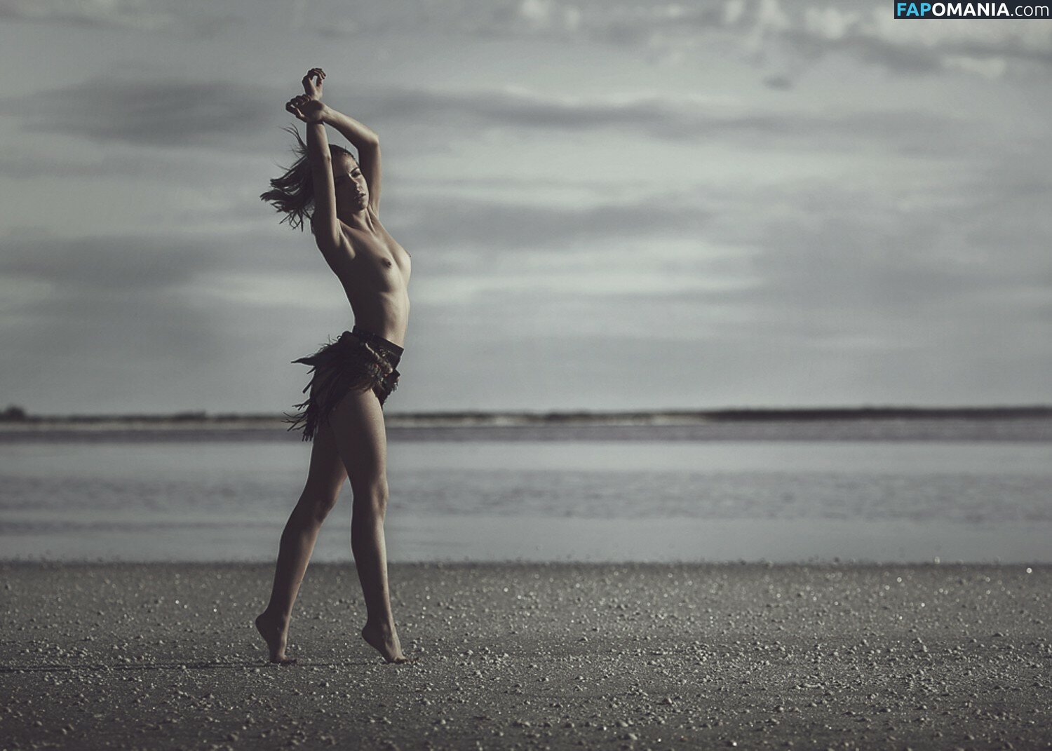 Rebecca Bagnol / _rebeccabagnol / bagnolrebecca / rebeccacambria_free Nude OnlyFans  Leaked Photo #1161