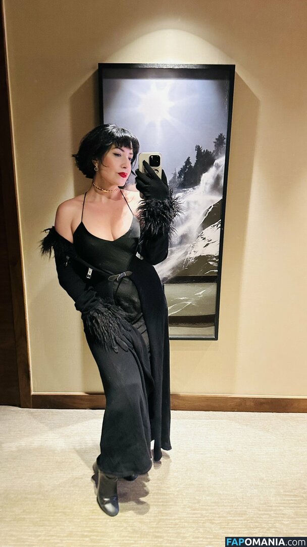 Rebecca Ford / rebbford Nude OnlyFans  Leaked Photo #113