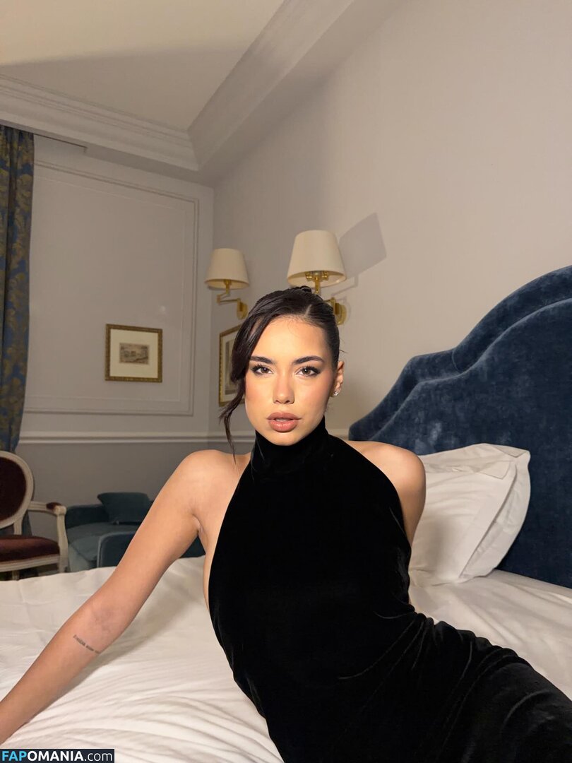 Rebecca Parziale / rebecca.parziale Nude OnlyFans  Leaked Photo #3