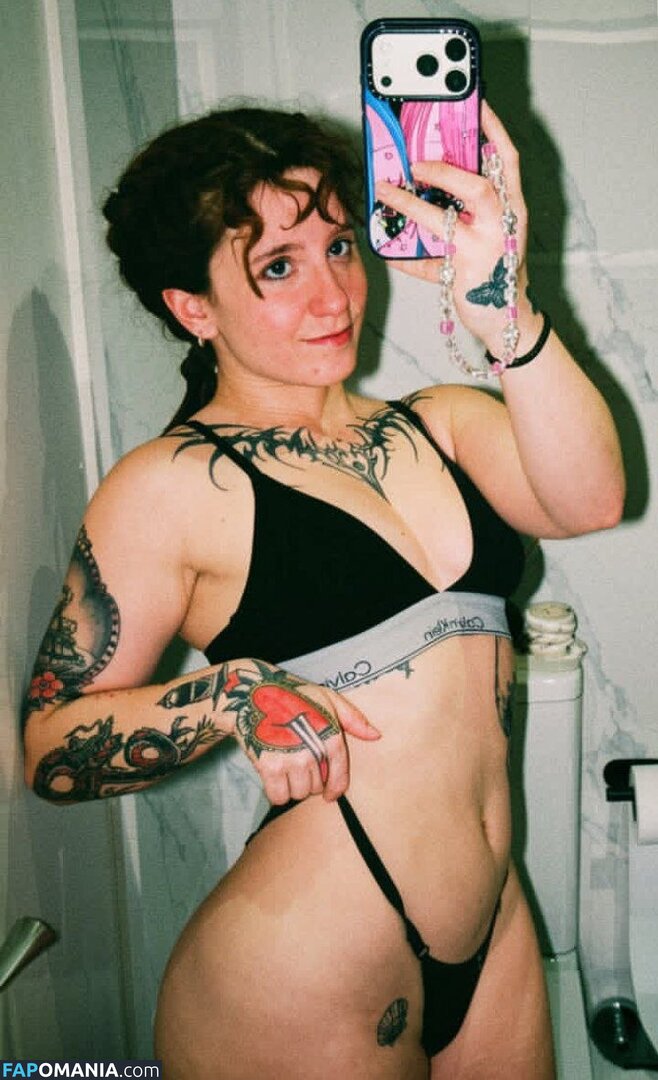 Tamara / red.witchh / red.witchhh / redhead4ngel Nude OnlyFans  Leaked Photo #2