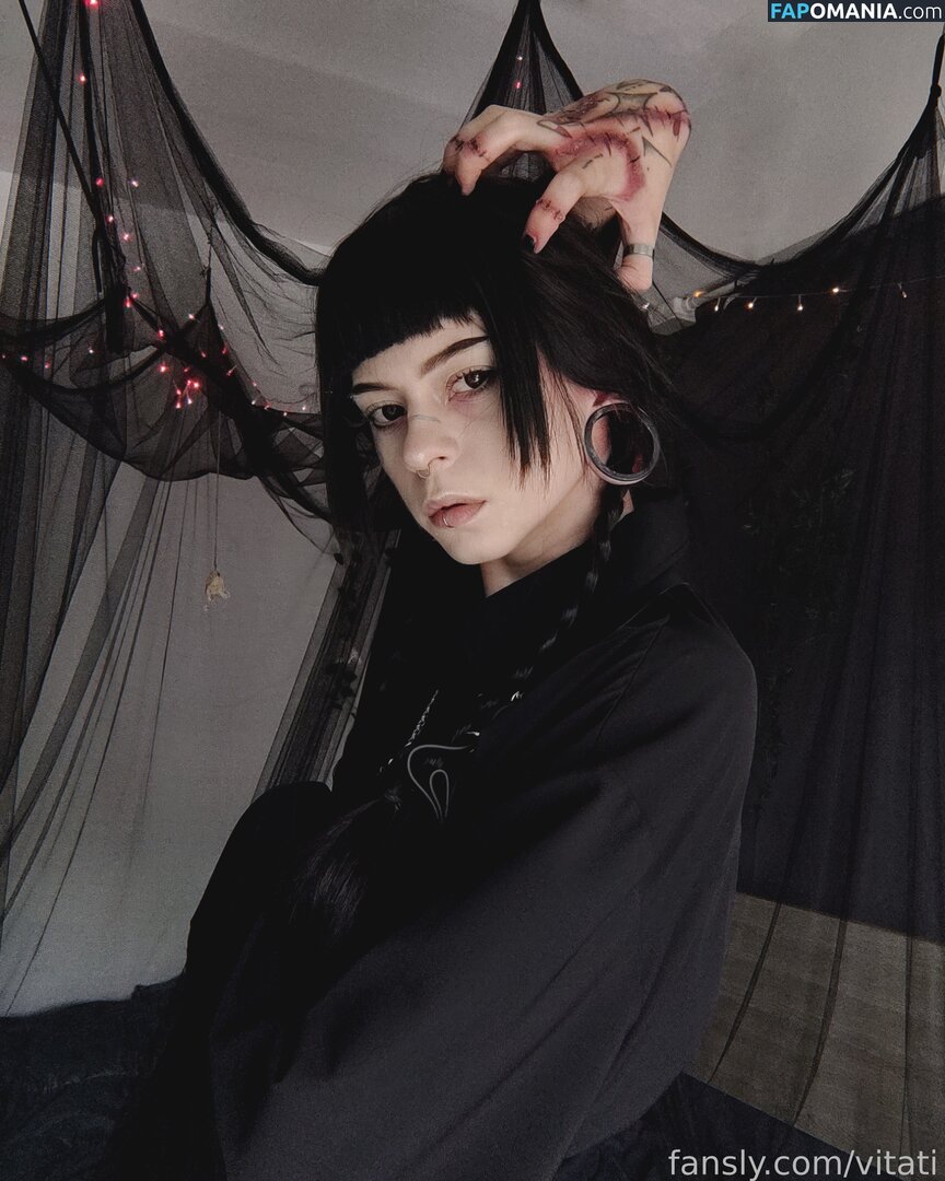 REDHEAD VI / vitati.redhead Nude OnlyFans  Leaked Photo #3