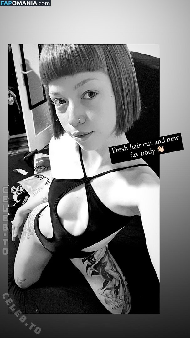 Redlady1 / srhksh Nude OnlyFans  Leaked Photo #1