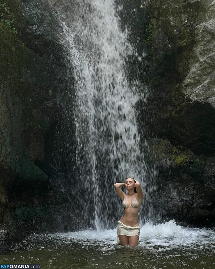 Renata Ri / Renatarii / renata_ri / renatarrii Nude OnlyFans  Leaked Photo #193