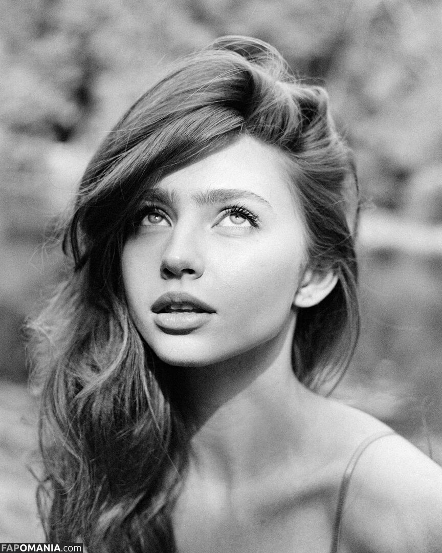 Renata Ri / Renatarii / renata_ri / renatarrii Nude OnlyFans  Leaked Photo #715