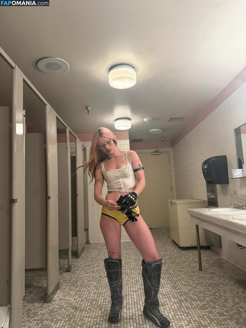 Rhian Teasdale / rhianteasdale Nude OnlyFans  Leaked Photo #2