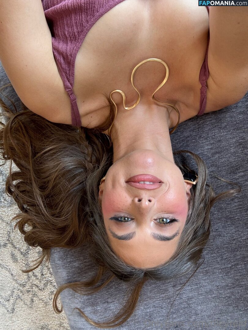 Riley Reid / RileyReidTikTok / hellorileyreid / rileyreidx3 Nude OnlyFans  Leaked Photo #25