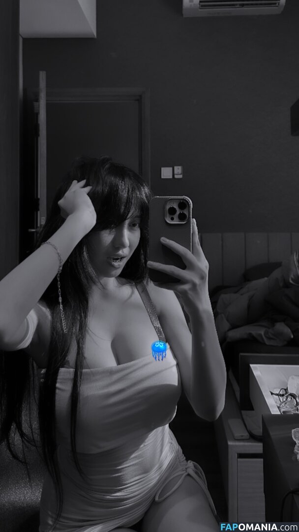 https: / notriissaaa / risaatjan Nude OnlyFans  Leaked Photo #3