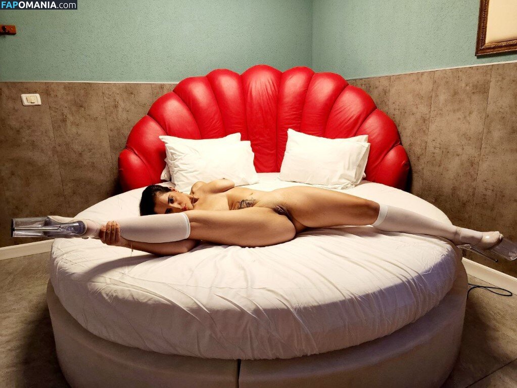 Rivka Arama / jesse_jessica_sss / jessicaparker29 Nude OnlyFans  Leaked Photo #36