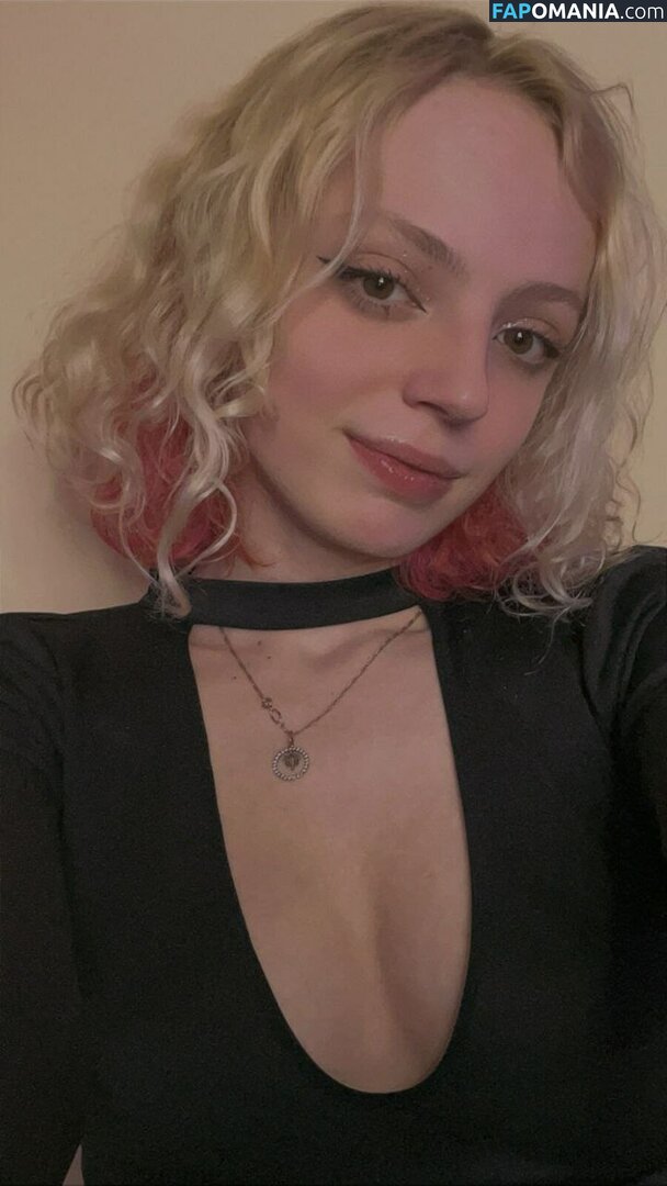 Romanowwa / tttsss_ccchhh Nude OnlyFans  Leaked Photo #150