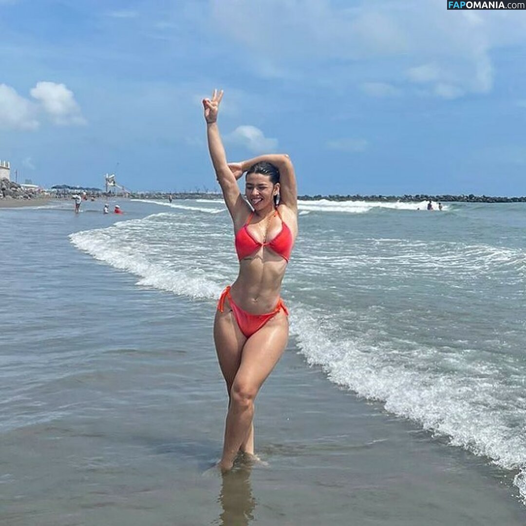 Romina Carrera / rominaacarrera Nude OnlyFans  Leaked Photo #6