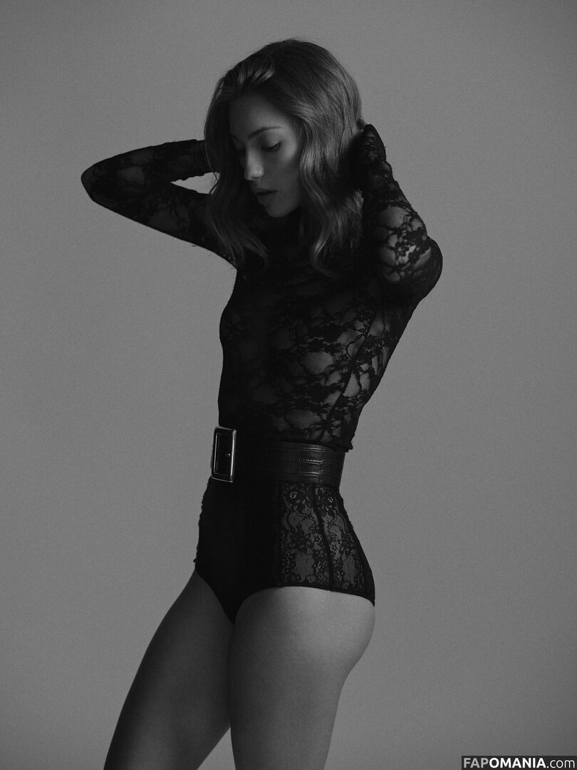 romy_vrhs Nude OnlyFans  Leaked Photo #13