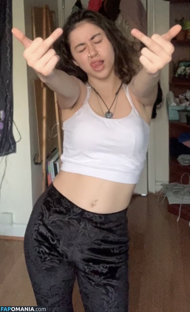 ChelleMac2001 / Mac.Chelle_01 / OhMyGawdRonni / OhMy_Gawd_Ronni / Ronni Mac / RonniMac18 Nude OnlyFans  Leaked Photo #6