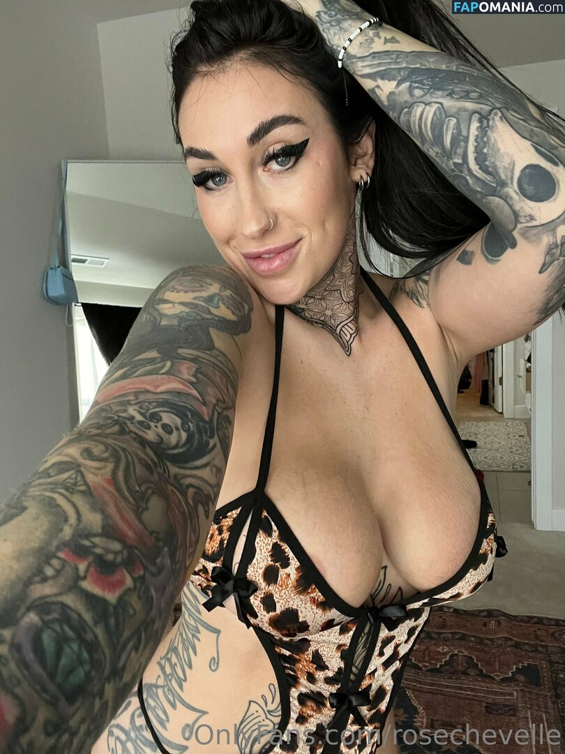 rosechevelle / rosechevellex Nude OnlyFans  Leaked Photo #30