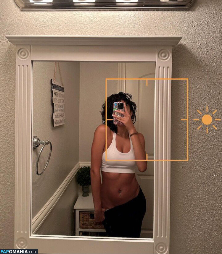 Roseebby_20 Nude OnlyFans  Leaked Photo #1