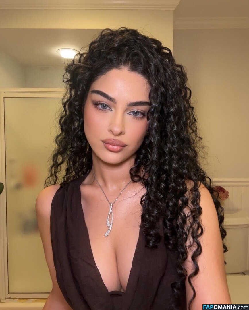 roseistheart Nude OnlyFans  Leaked Photo #1