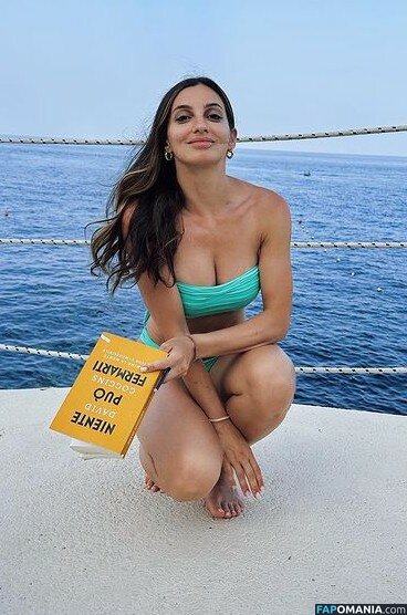 Rossella Fiamingo / rossellina91 Nude OnlyFans  Leaked Photo #25