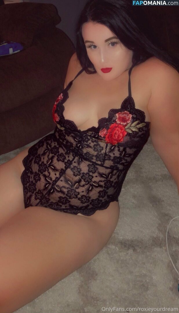 imlivingyourdream / roxieyourdream Nude OnlyFans  Leaked Photo #23