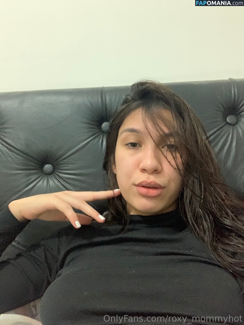 roxy_mommyhot Nude OnlyFans  Leaked Photo #2