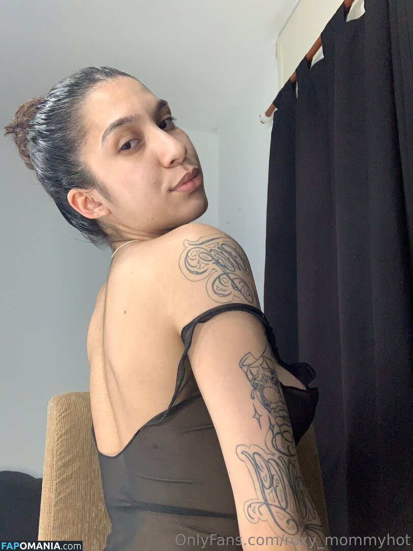 roxy_mommyhot Nude OnlyFans  Leaked Photo #4