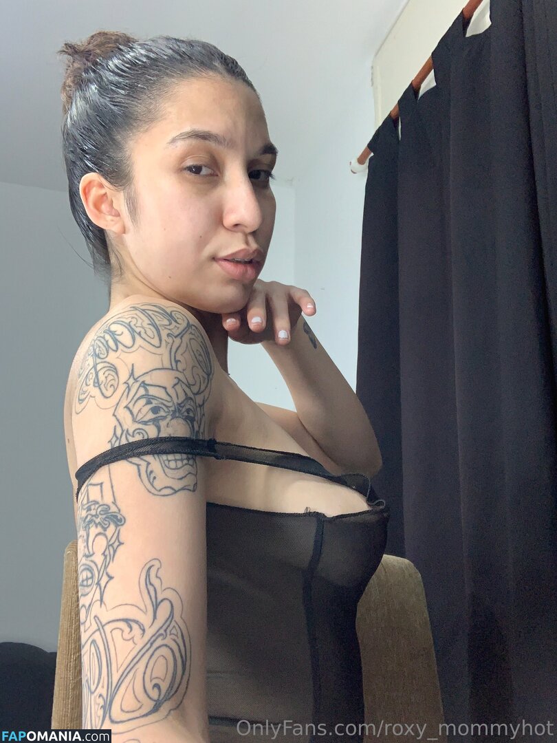 roxy_mommyhot Nude OnlyFans  Leaked Photo #5