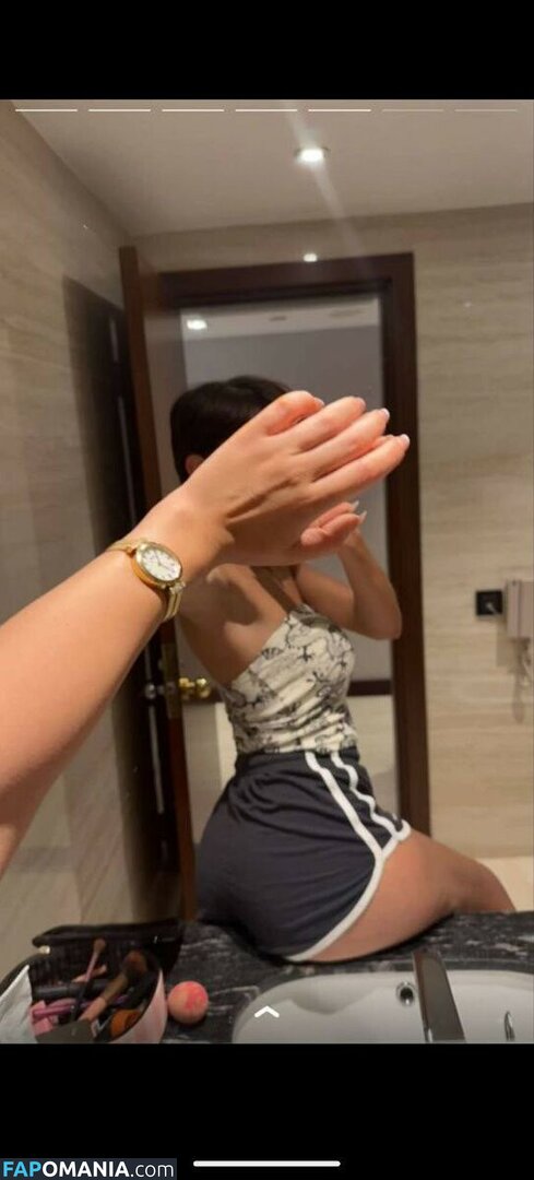 Roz Idrissi / Rozidrissi Nude OnlyFans  Leaked Photo #8
