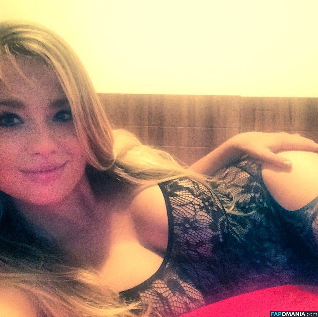 Ruby Rogue / ruby.x.rouge / theoneandonlyprimrose Nude OnlyFans  Leaked Photo #10
