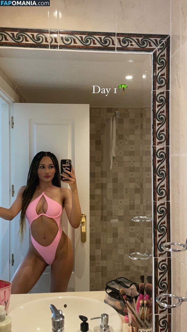 Rubyella / Rubyellaaa0 / Rubyellaxo Nude OnlyFans  Leaked Photo #1