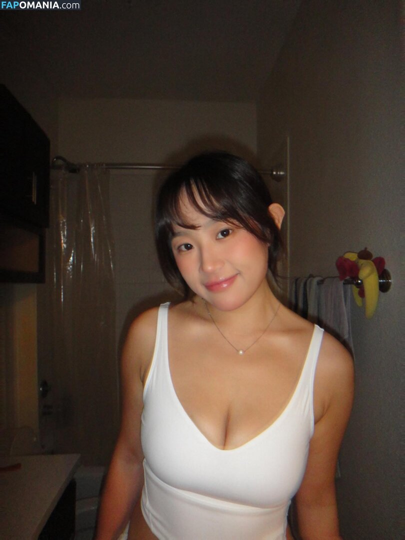 Rubyzhu / rubyzhu1204 Nude OnlyFans  Leaked Photo #12