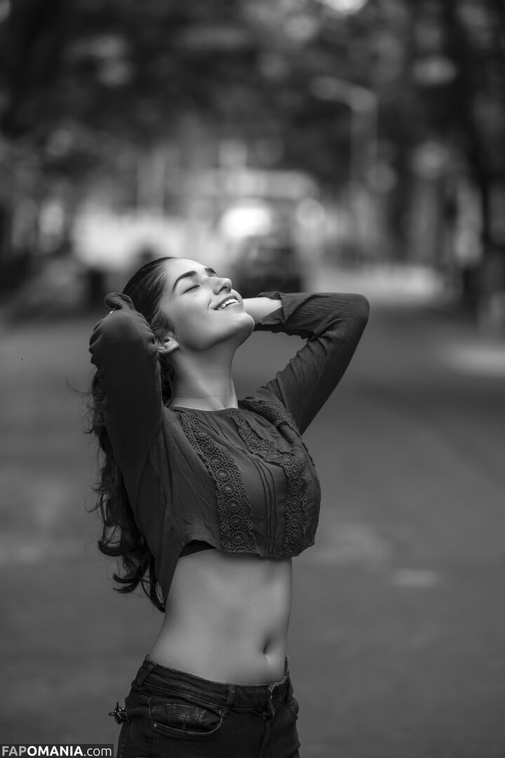 Ruhani Sharma / ruhanisharma94 Nude OnlyFans  Leaked Photo #14