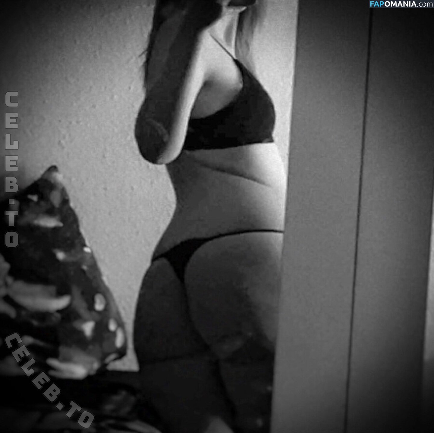 Ryumeike / melyraeike / melyraeikemodel Nude OnlyFans  Leaked Photo #6