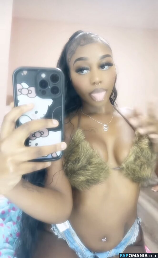 https: / s3xy_bubbles Nude OnlyFans  Leaked Photo #1
