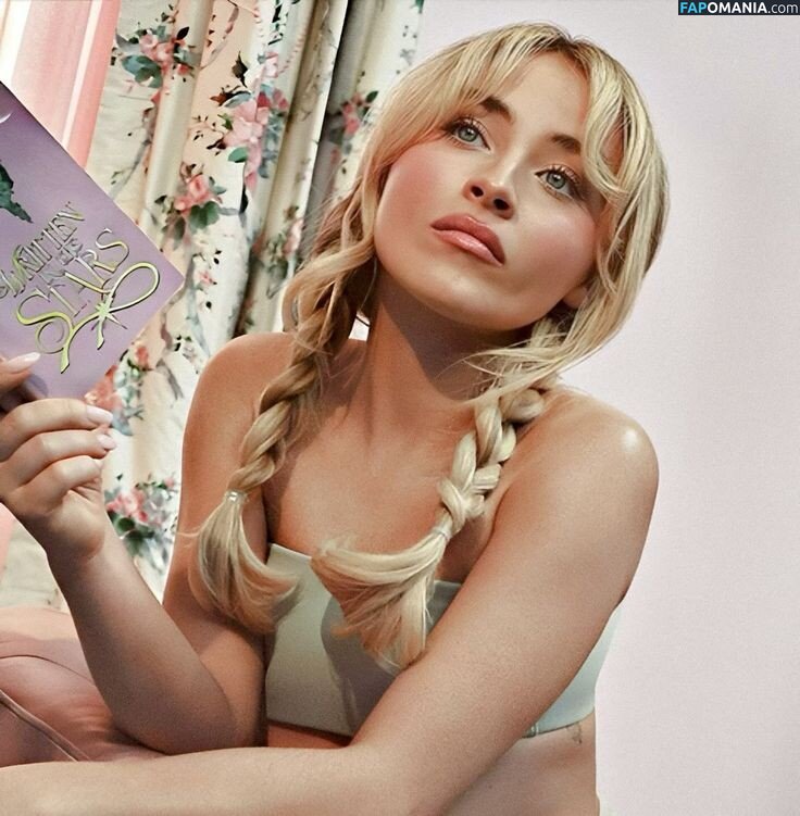 Sabrina Carpenter / https: / sabrinacarpenter Nude OnlyFans  Leaked Photo #2521