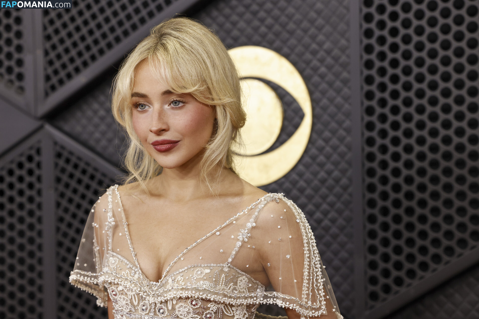 Sabrina Carpenter / https: / sabrinacarpenter Nude OnlyFans  Leaked Photo #2563