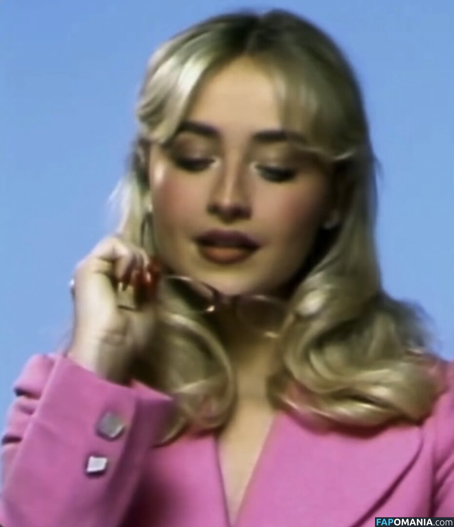 Sabrina Carpenter / https: / sabrinacarpenter Nude OnlyFans  Leaked Photo #2601