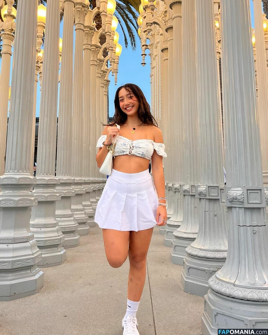Sabrina Pezeshkian / sabababaroo / sabadabadoodle Nude OnlyFans  Leaked Photo #42