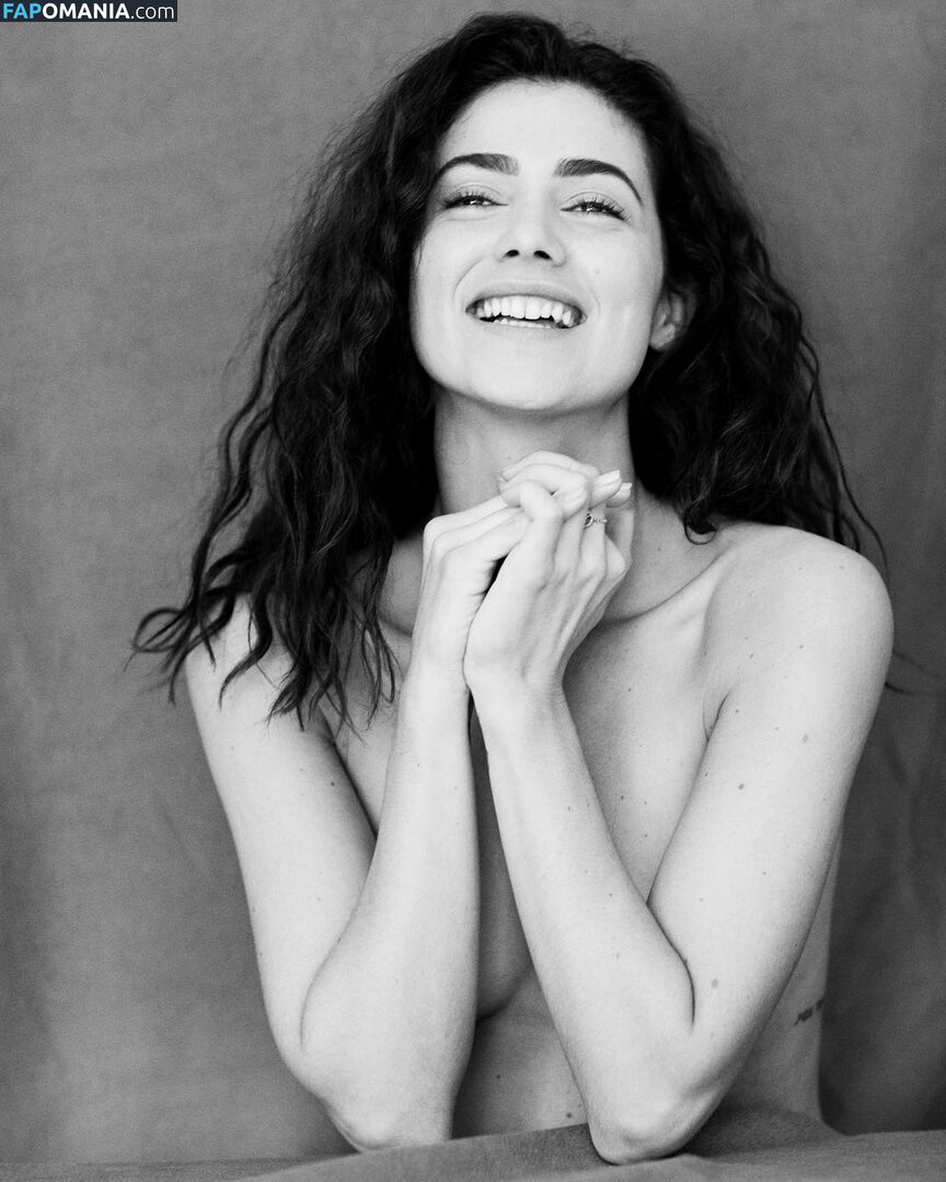 Sabrina / Sabrina_wet / dontripchocolatechip / sabrinacarpenter / sabrinainthecity / suhbeaner_ / upnextwithsabrina Nude OnlyFans  Leaked Photo #68