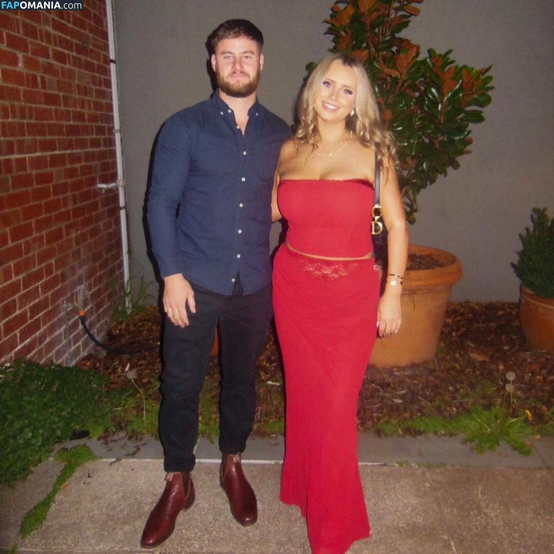 Sacha Ross / sachaross / sasharosexxx Nude OnlyFans  Leaked Photo #15