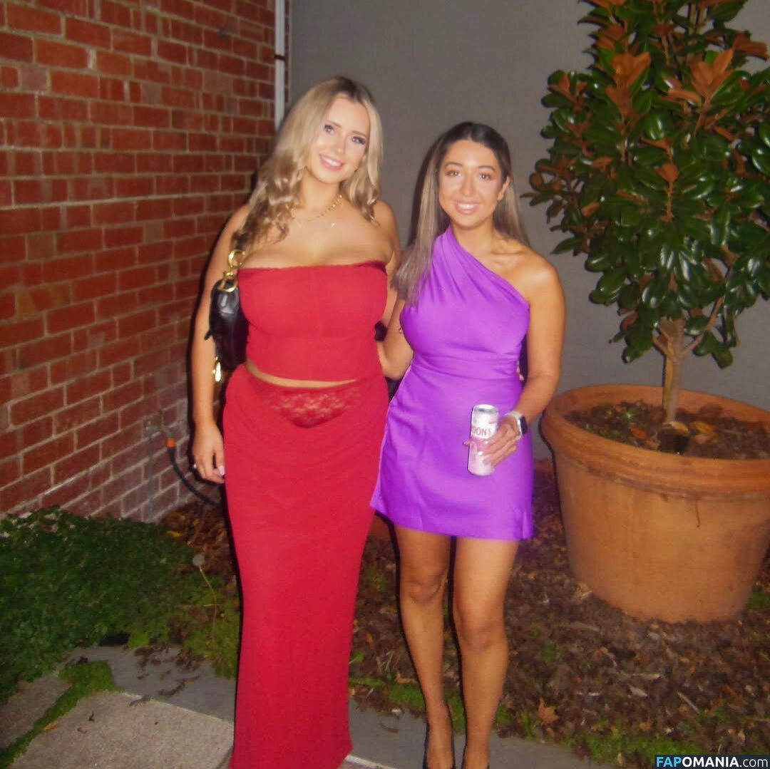 Sacha Ross / sachaross / sasharosexxx Nude OnlyFans  Leaked Photo #17