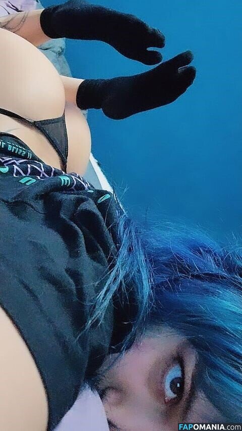 Sadlyxdust / psycho.suffering Nude OnlyFans  Leaked Photo #9