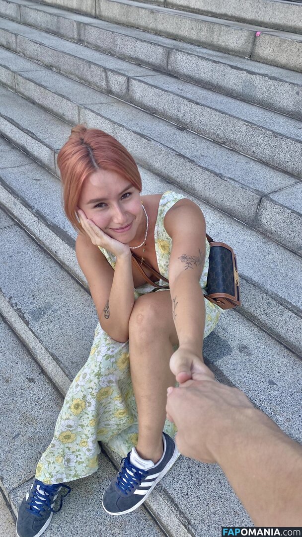 Saffron Sharpe / saffronsharpe Nude OnlyFans  Leaked Photo #21