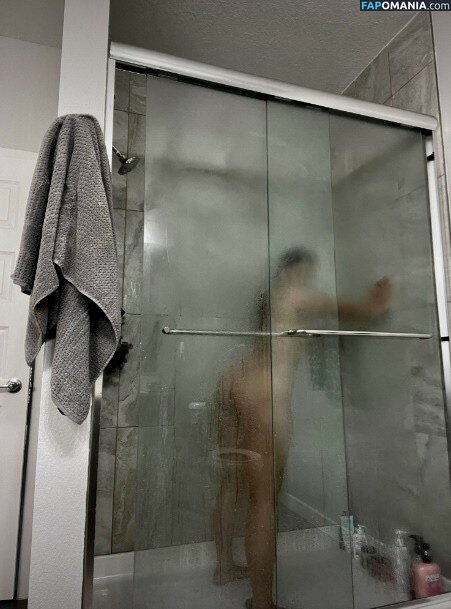 katrinauaiv / sahara99073034 / saharasdessert Nude OnlyFans  Leaked Photo #13