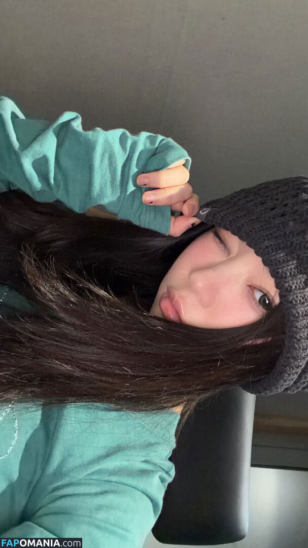 Sakai Moka / https: / illit_official Nude OnlyFans  Leaked Photo #2