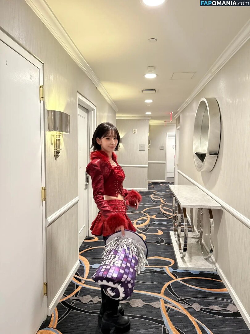 39saku_chan / LESSERAFIM / Sakura Miyawaki 宮脇 咲良 Nude OnlyFans  Leaked Photo #11