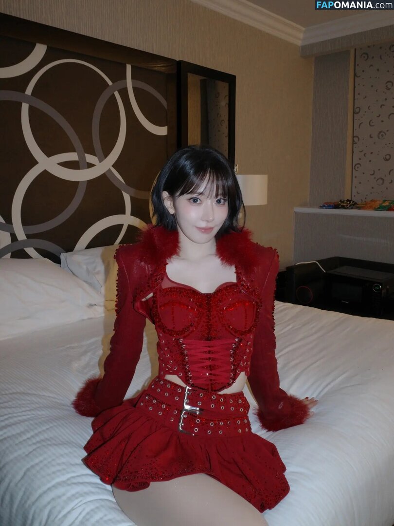 39saku_chan / LESSERAFIM / Sakura Miyawaki 宮脇 咲良 Nude OnlyFans  Leaked Photo #13